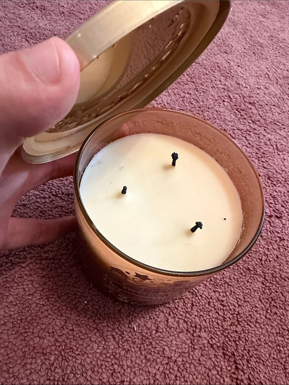 White Barn Cinnamon Sugared Pecans Scented Candle — Orange Brown Glass - Picture 2 of 4